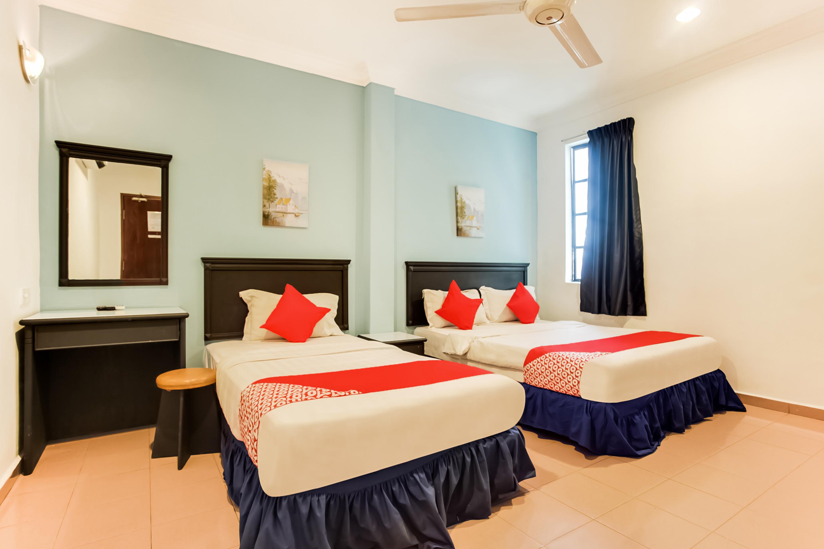 Hotel Home 88 Teluk Intan Exterior photo
