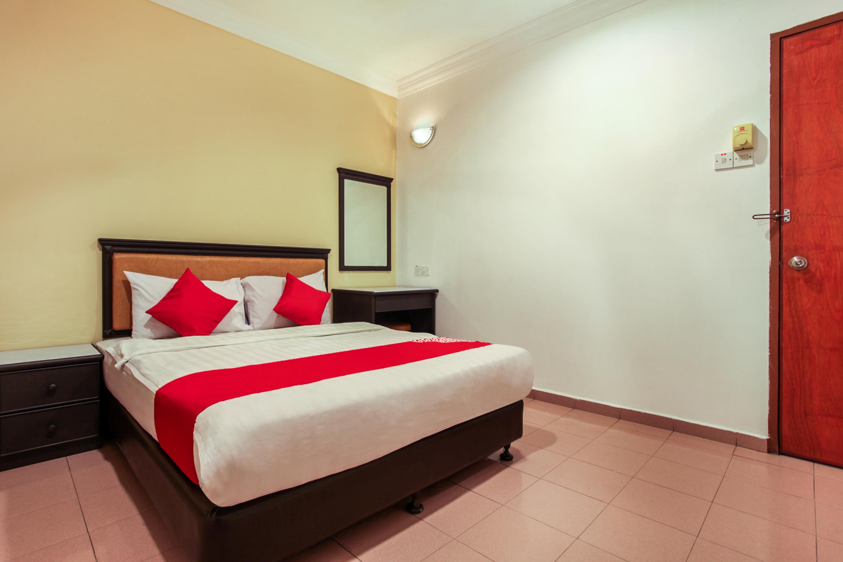 Hotel Home 88 Teluk Intan Exterior photo