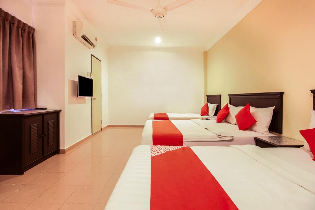 Hotel Home 88 Teluk Intan Exterior photo