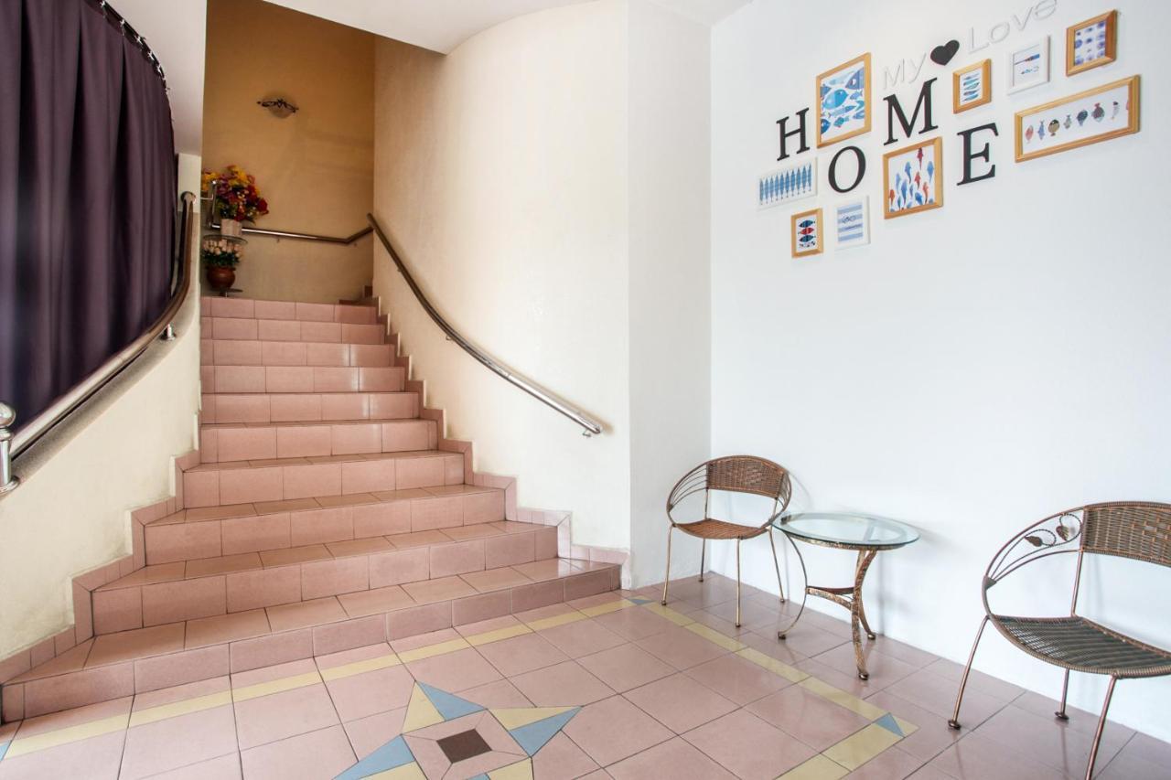Hotel Home 88 Teluk Intan Exterior photo